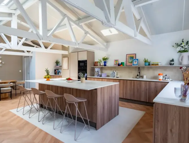 60m² Studio Kitchen - L'Atelier Parfait pour Créateurs & Chefs
