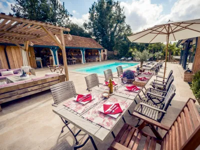 Luxury and authenticity in Champagne (10-12 people)