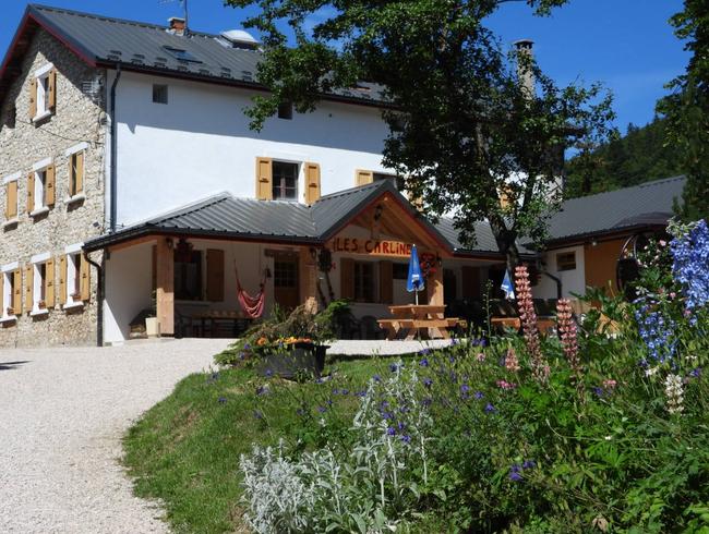 Gites sleeping 37 in the mountains