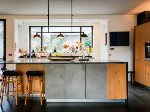 Emplacement unique pour notre villa sur la Seine à 10mn de Paris