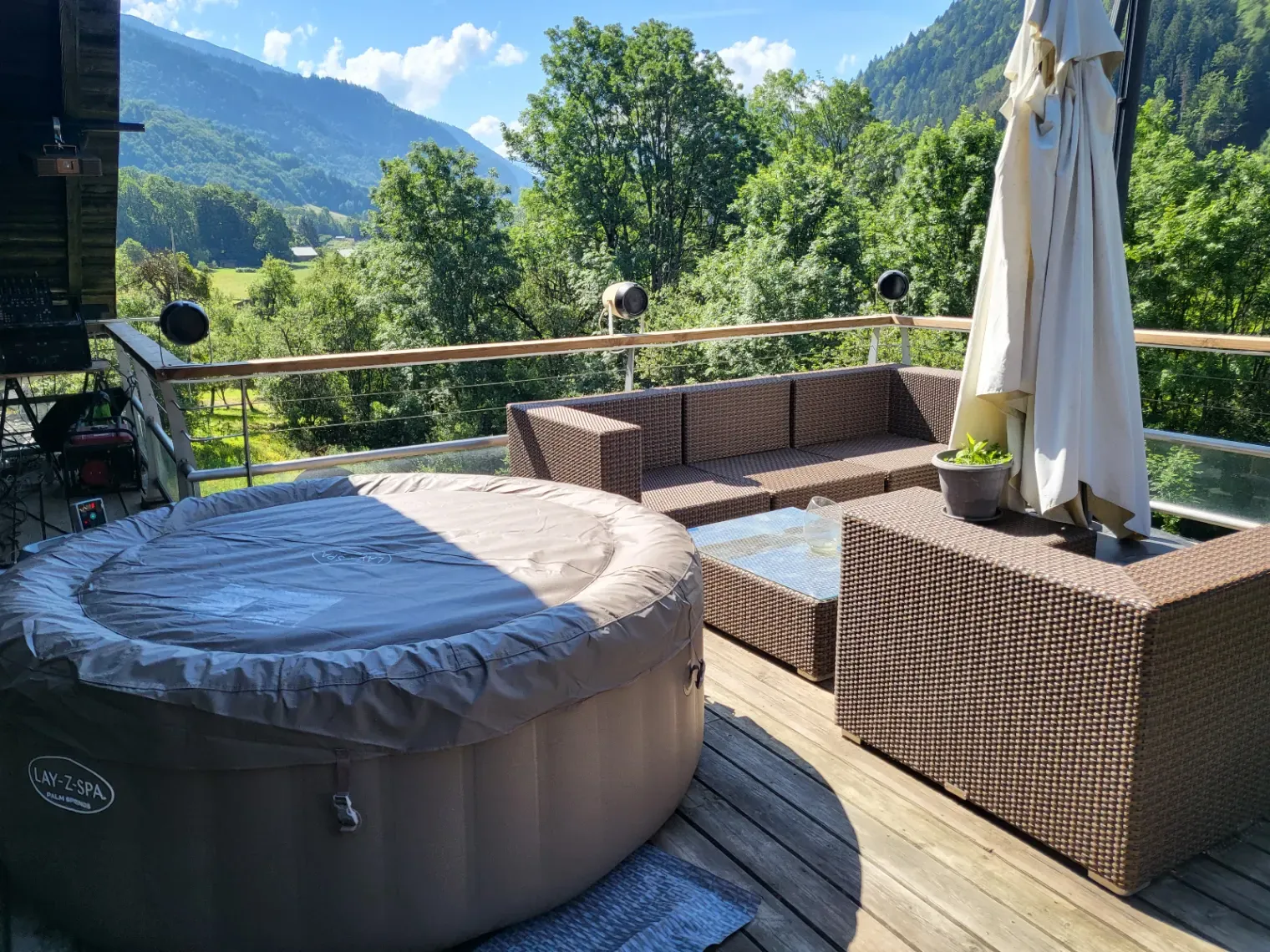 Idyllic chalet with mountain views