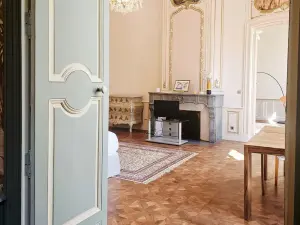 Manoir du 17ème siècle à Aix-en-Provence pour événements & productions