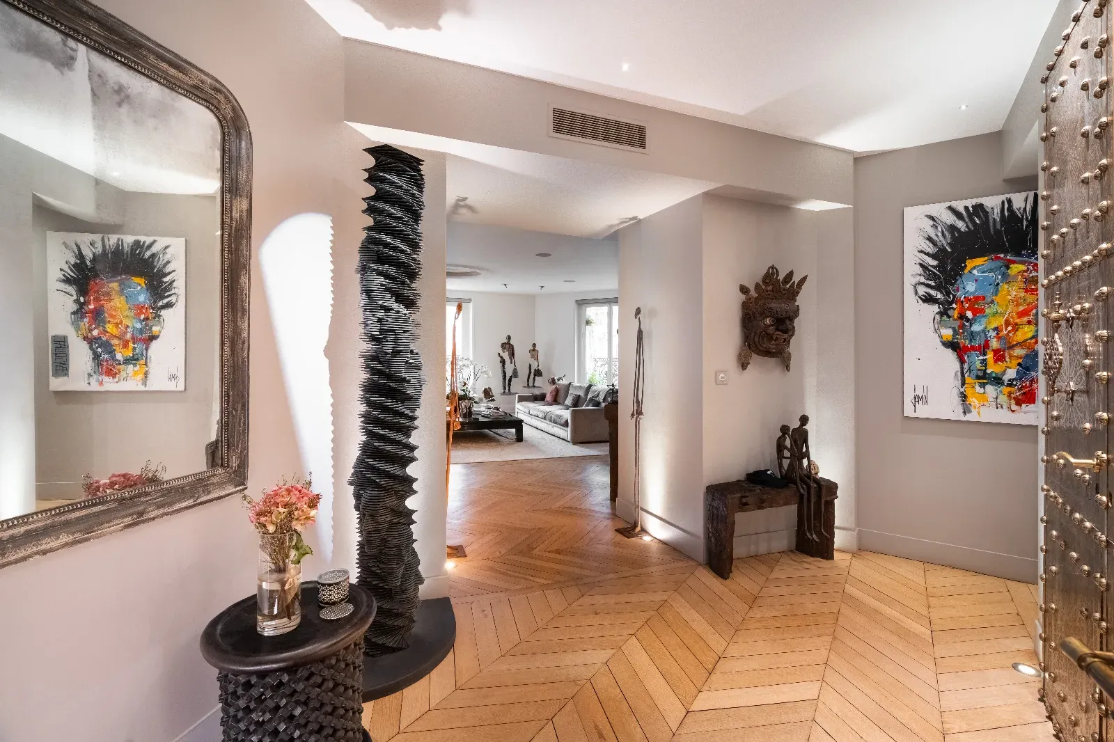Luxury 250 m² Saint-Germain Apartment for Events & Productions