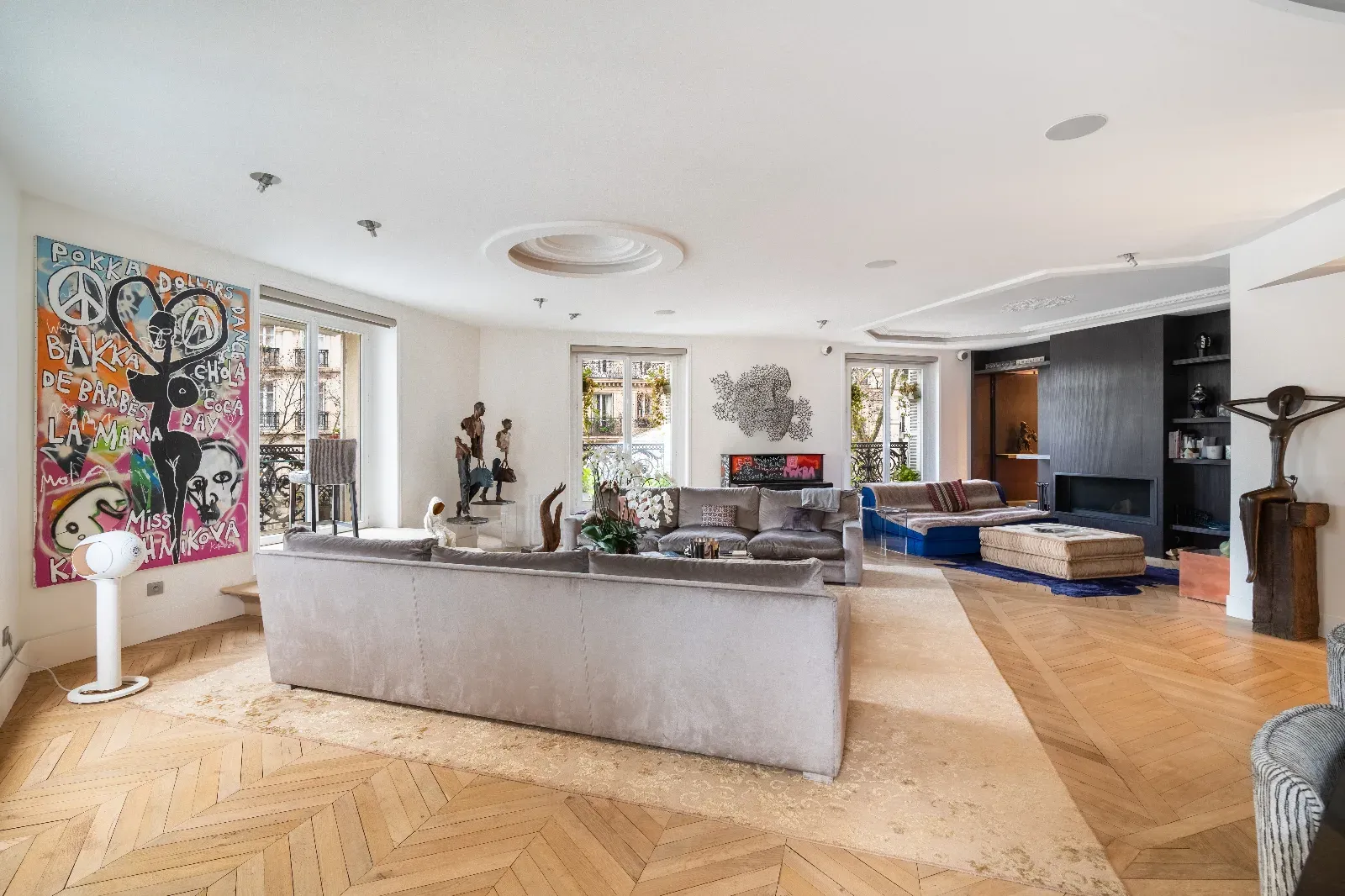 Luxury 250 m² Saint-Germain Apartment for Events & Productions