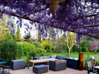 Authentic Hunting Lodge in Chardonnay for Events & Holidays