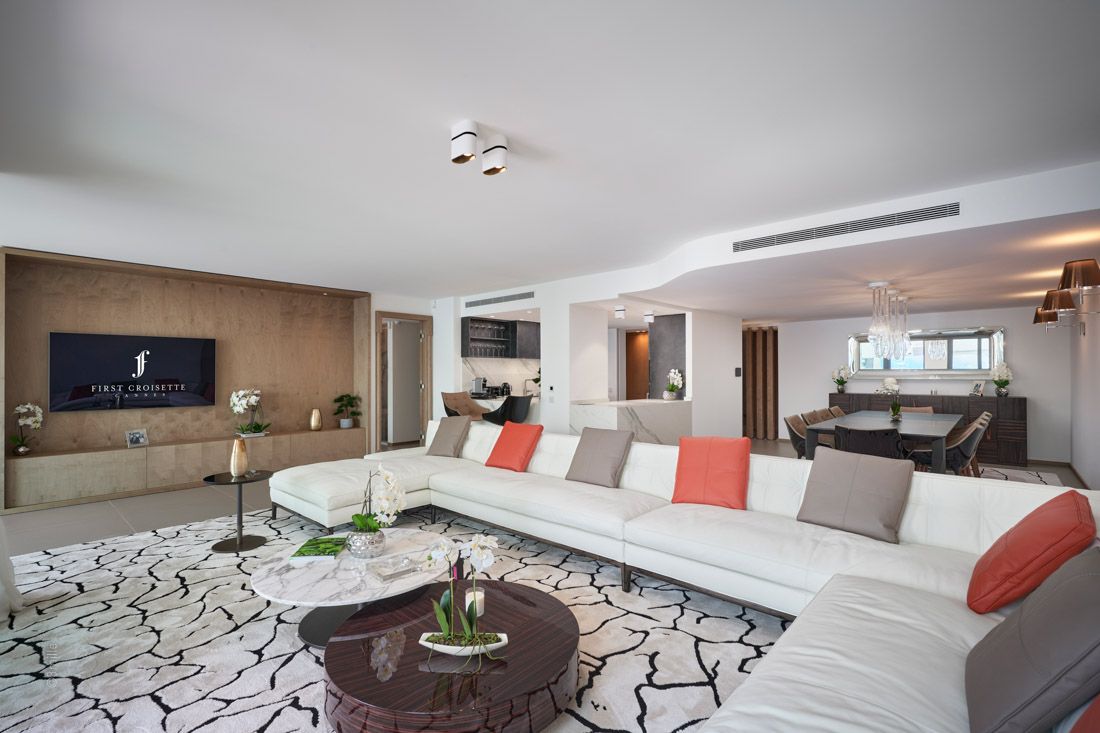 Appartement lumineux à Cannes – Vue mer et Palais pour événements
