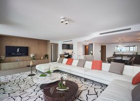 Appartement lumineux à Cannes – Vue mer et Palais pour événements