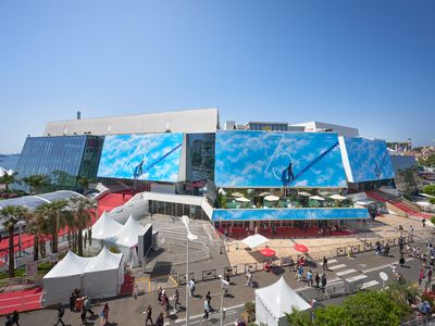 Modern Cannes Apartment with Sea View Opposite Palais