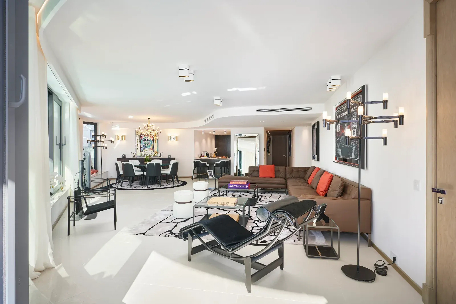 Elegant Cannes Apartment with Terrace & Palais Views