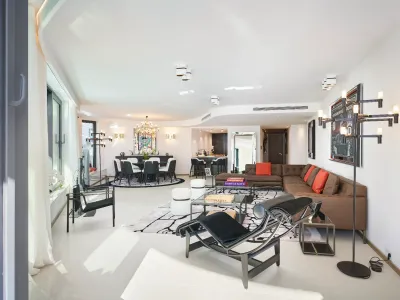 Elegant Cannes Apartment with Terrace & Palais Views