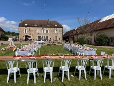 Isolated rustic estate in Burgundy