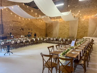 Isolated rustic estate in Burgundy