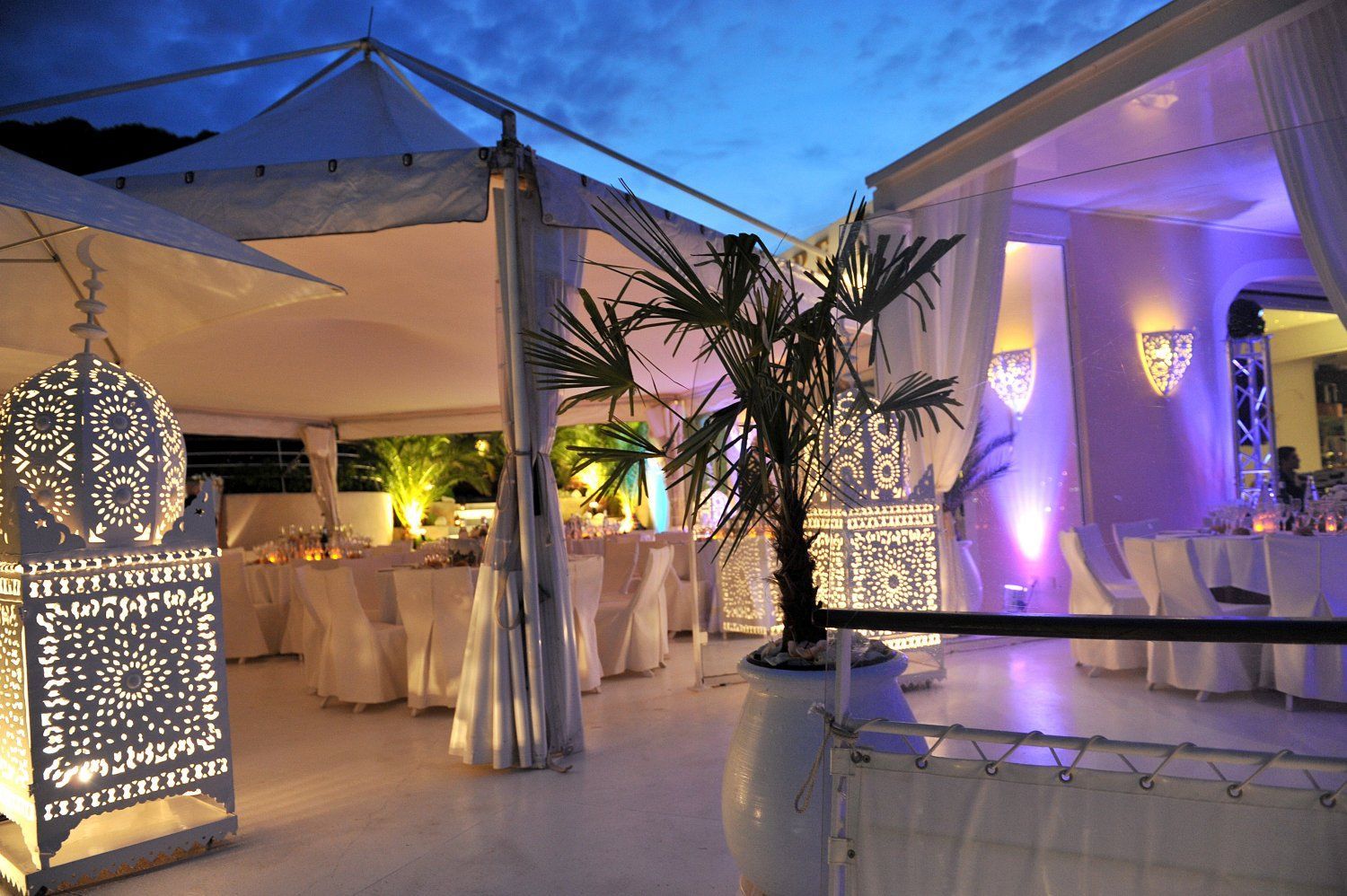 Beautiful Villa With Beach Access