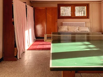 Vintage architect-designed chalet facing the Mont Blanc chain