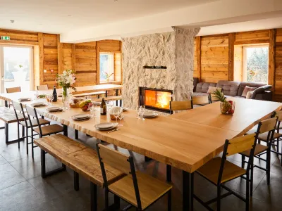 Luxury chalet Indoor pool Jacuzzi Cinema