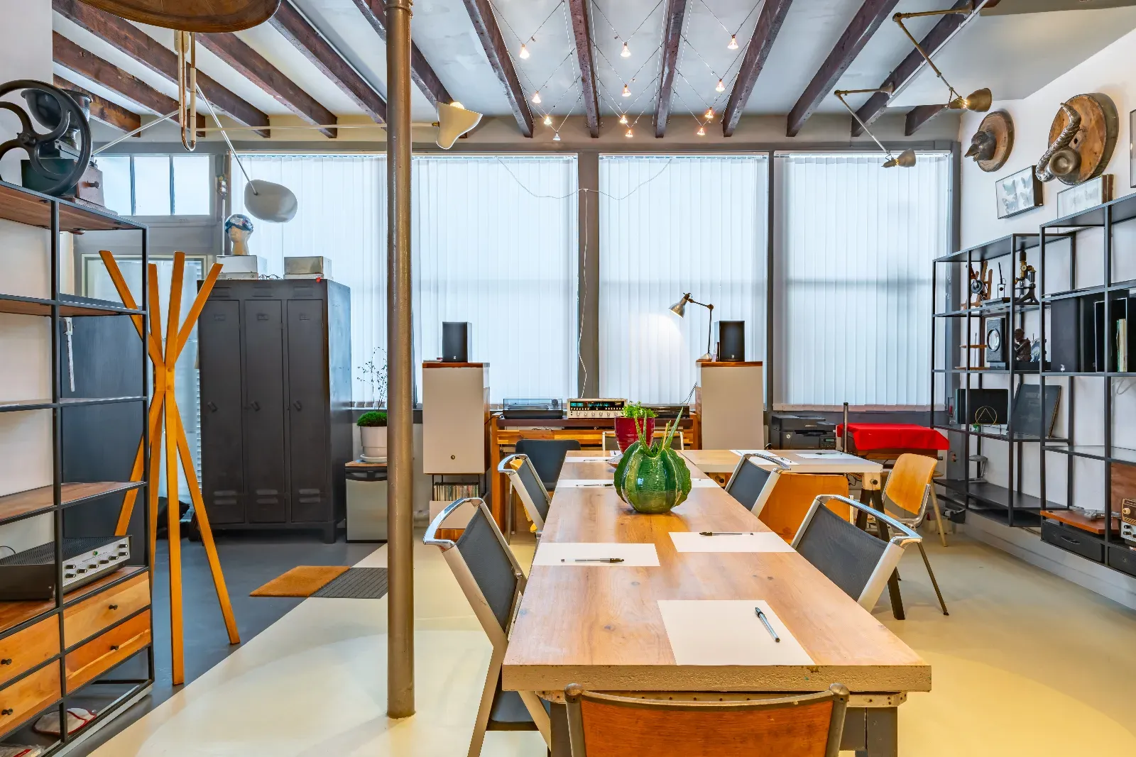 Urban Loft in Paris: A Refined Space for Creative Events