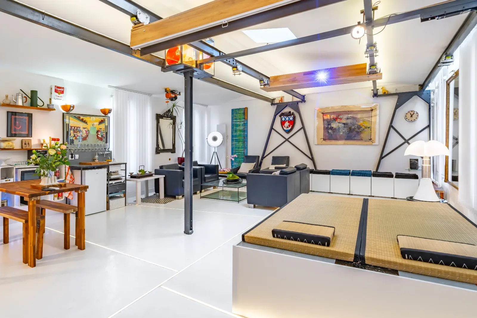 Urban Loft in Paris: A Refined Space for Creative Events