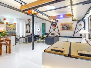 Urban Loft in Paris: A Refined Space for Creative Events