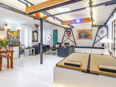 Urban Loft in Paris: A Refined Space for Creative Events