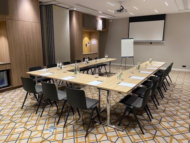 Seminar room for 30 people