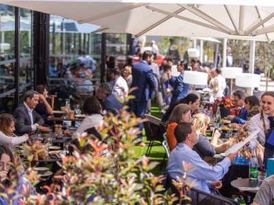 Round table seminar room