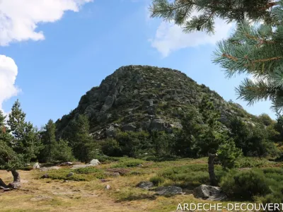  Guest house on the Paris/South axis in the heart of the Ardèche verte