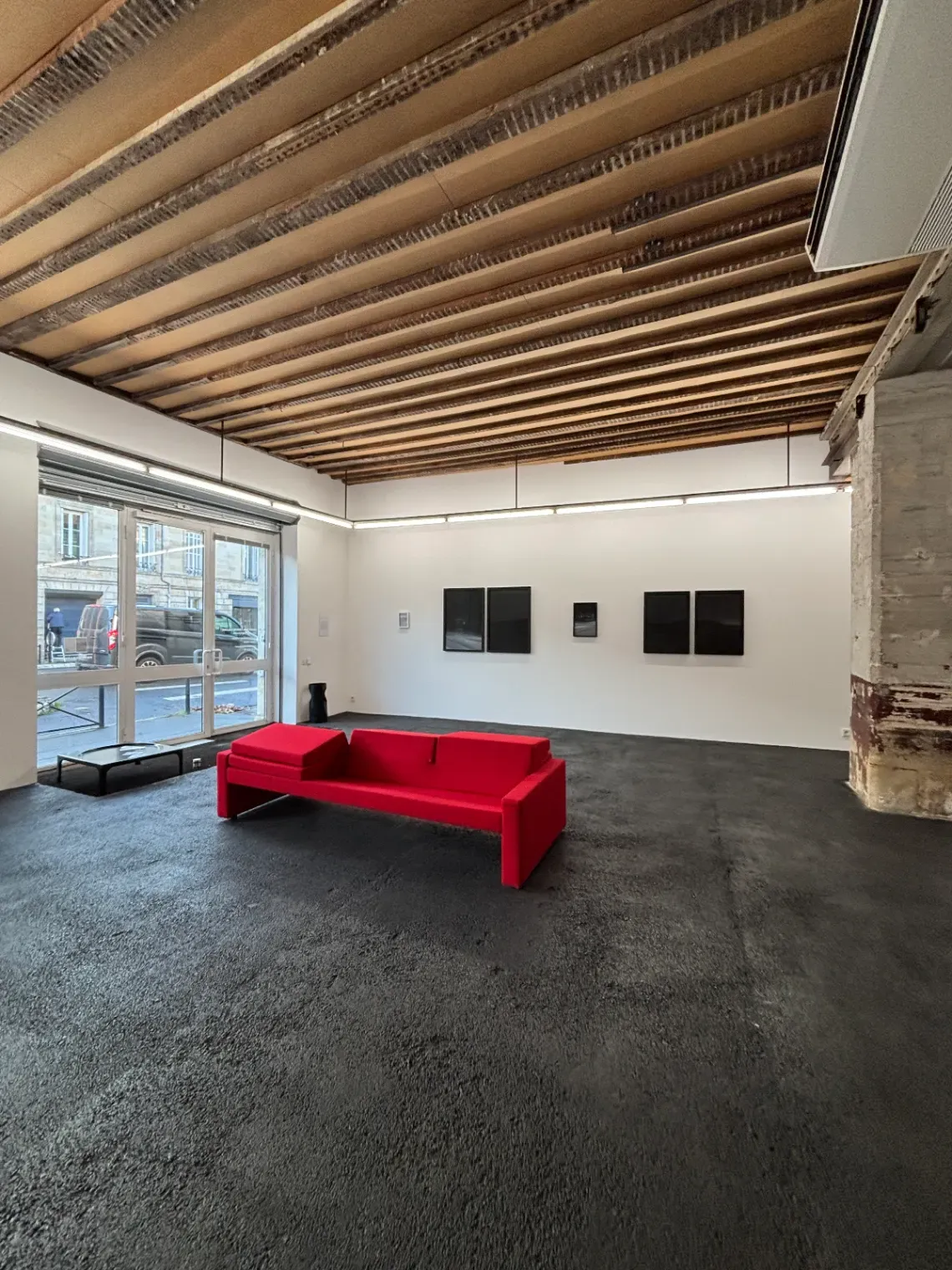 Art gallery for privatisation