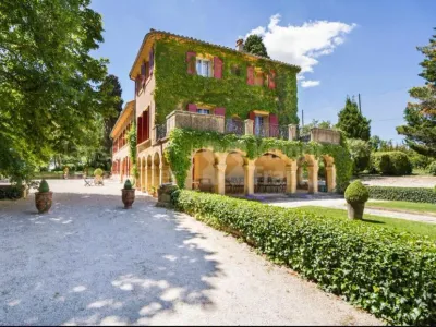 7-Hectare Private Estate with Remarkable Gardens for Events in Aix-en-Provence