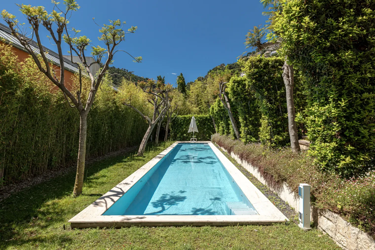 Domaine de Luxe en Bord de Mer à Èze avec Vue sur Mer et Piscine