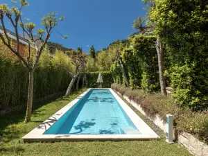 Domaine de Luxe en Bord de Mer à Èze avec Vue sur Mer et Piscine
