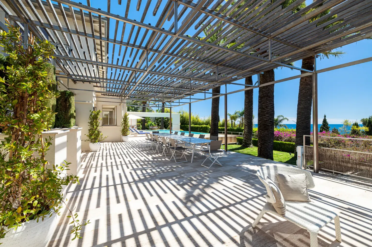 Domaine de Luxe en Bord de Mer à Èze avec Vue sur Mer et Piscine