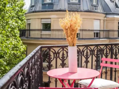 Beautiful flat in Saint-Germain-des-Prés
