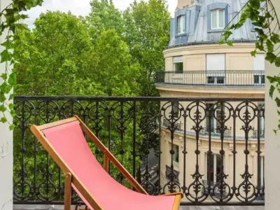 Beautiful flat in Saint-Germain-des-Prés
