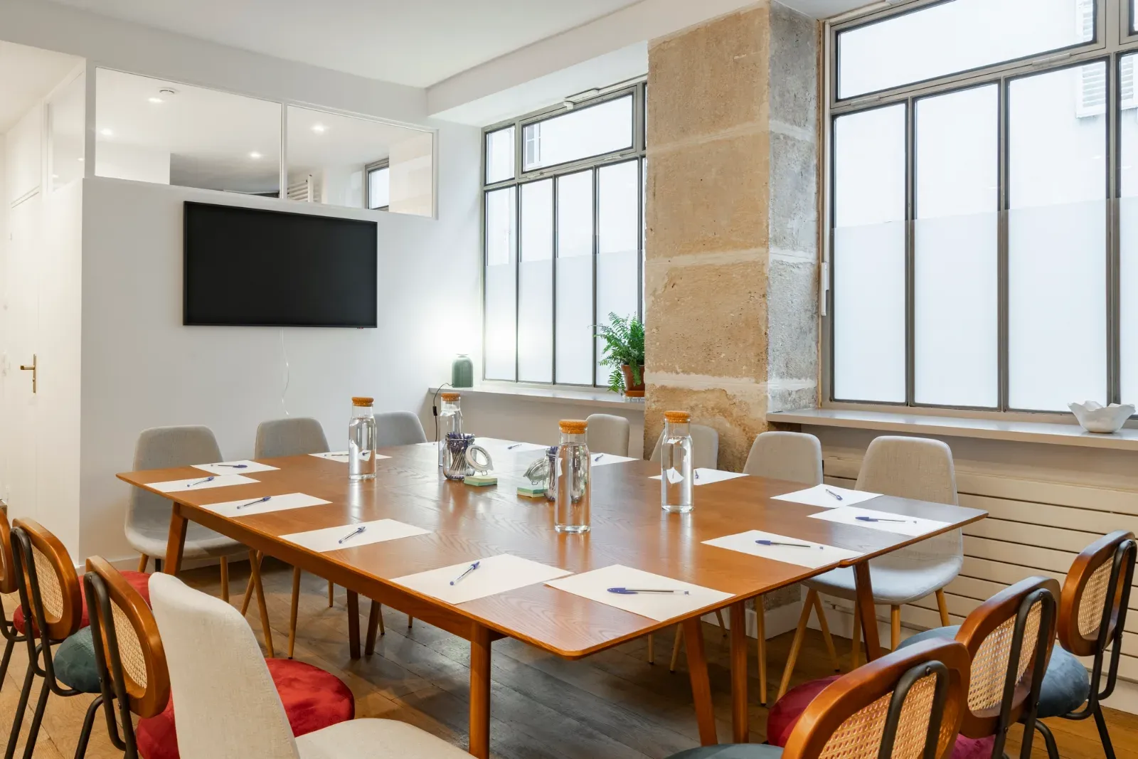 Loft baigné de lumière au cœur du Marais