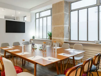 Light-filled loft in the heart of the Marais district