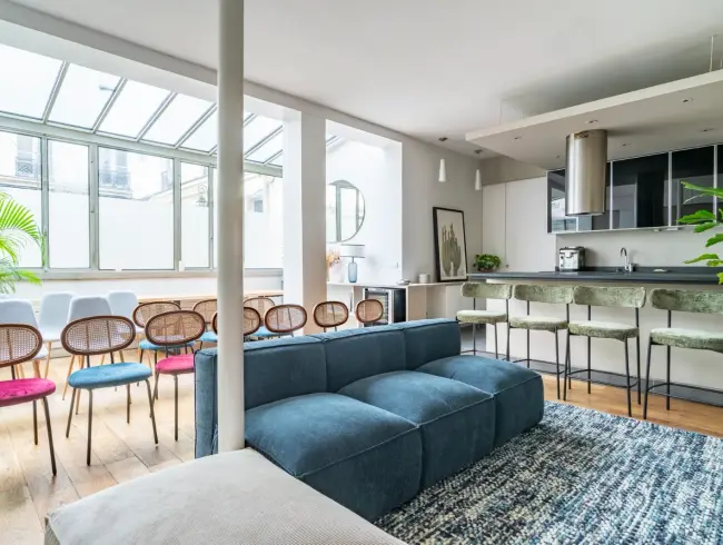 Loft baigné de lumière au cœur du Marais