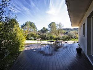 Elegant Villa for Business Events in Nature