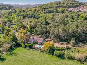 Provençal Bastide with Pool & Spa in Forcalquier
