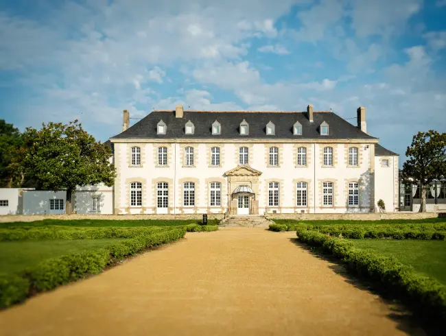 L'Abbaye : Hôtel 4 Étoiles et Lieu d'Événements Historique près de Nantes
