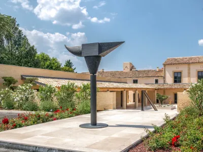 Wine-growing estate on the outskirts of Nimes