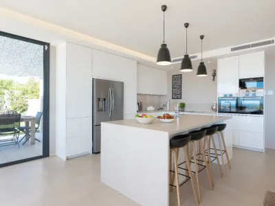 Luxury Villa with Breathtaking Views in Châteauneuf-Grasse