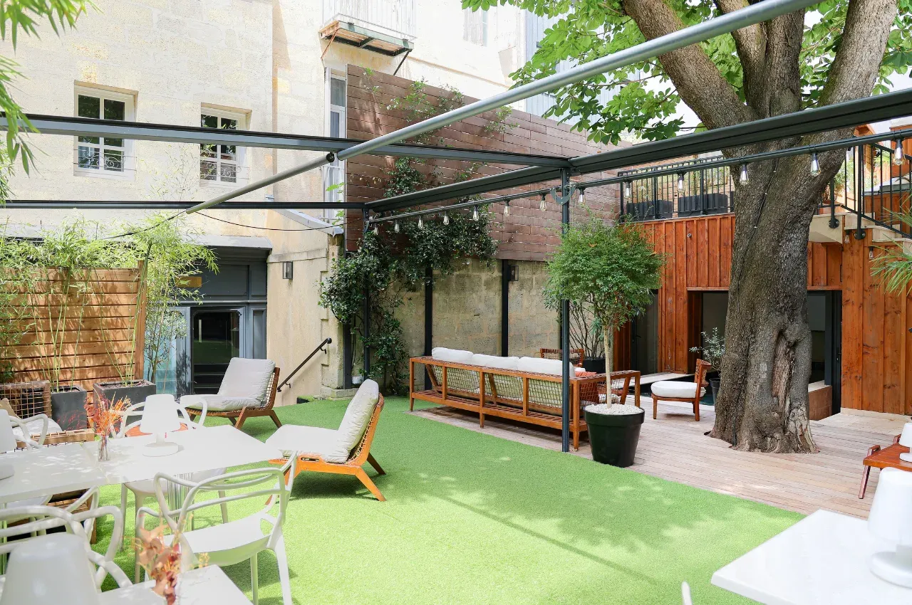 Glass Roof Venue in Bordeaux for Events Up to 45 People
