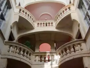 An Occitan Jewel and its Suite