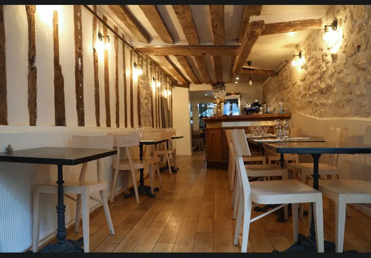 Restaurant typique à Saint-Germain-des-Prés