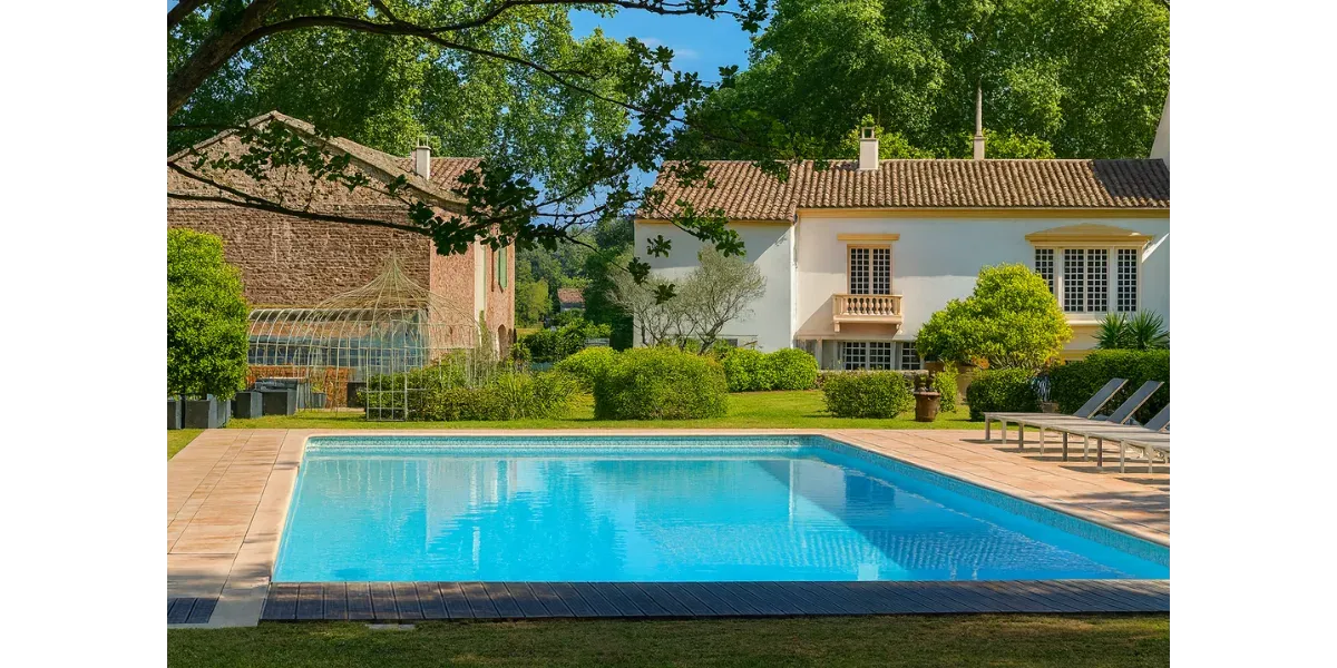 Bastide du XVIIIe Siècle à Agay pour événements d'entreprise. 
