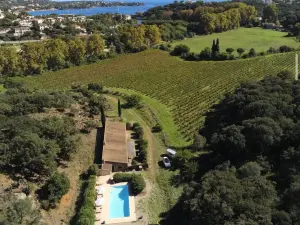 Bastide du XVIIIe Siècle à Agay pour événements d'entreprise.