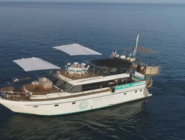 Location Yacht espace extérieur tournage