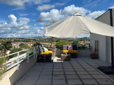 Roof terrace near Montpellier and the Beaches