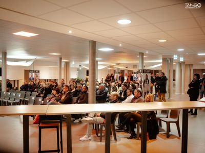 Crédit Agricole" exhibition