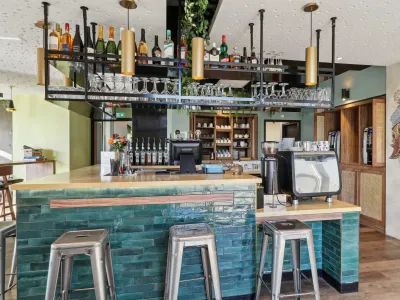 A bright and welcoming meeting room!